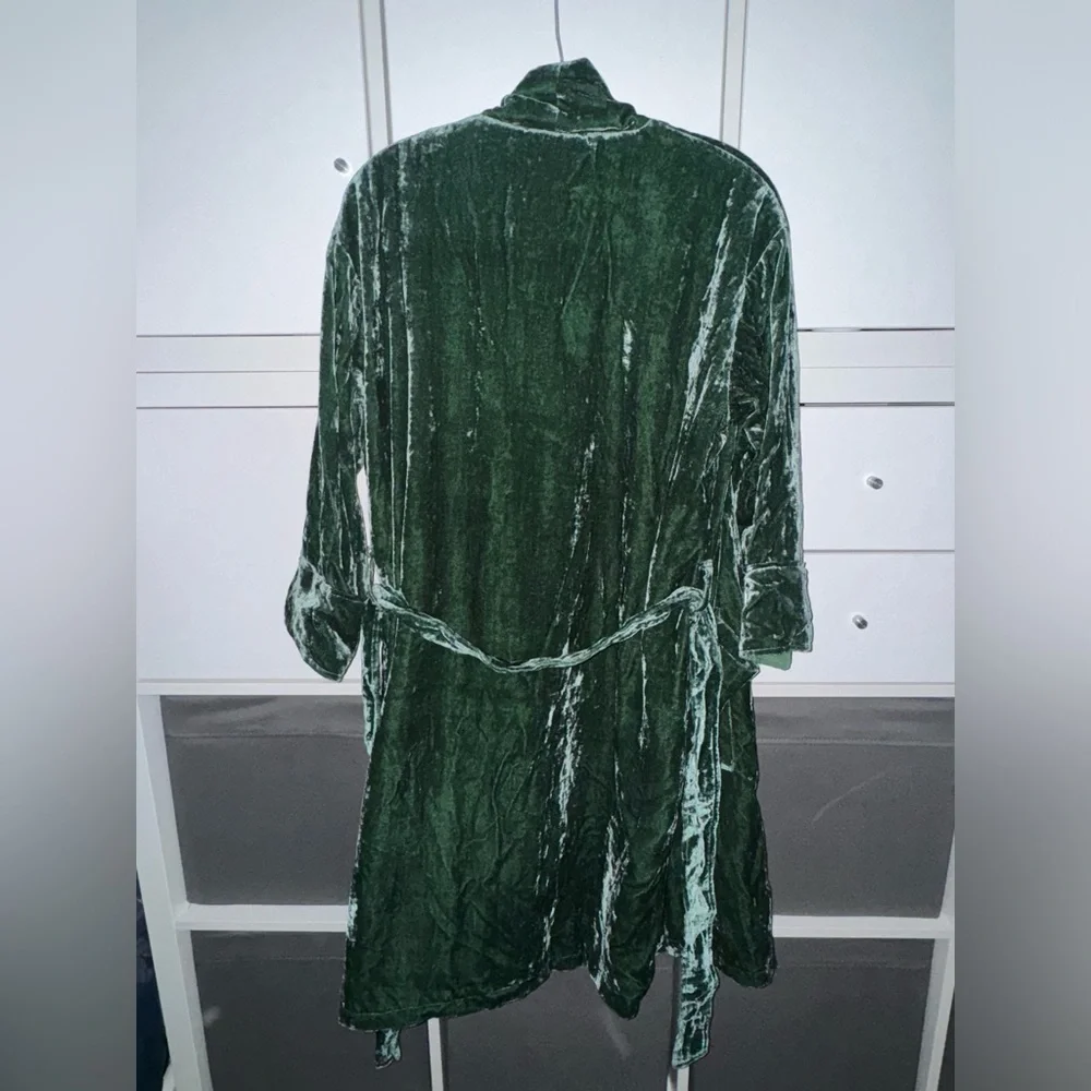 Holiday Pottery Barn Teen Harry Potter Hogwarts Slytherin Robe size S/M
